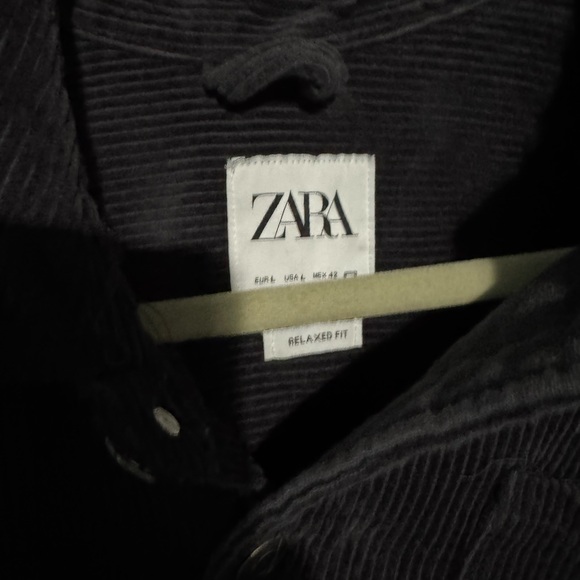 Zara Corduroy Button up - Picture 2 of 3